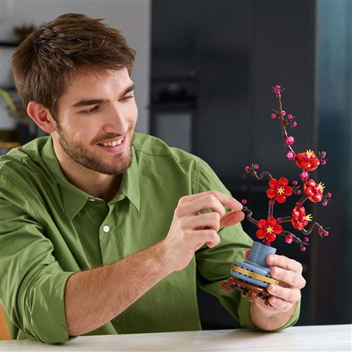 LEGO Icons Botanicals 10369 Les fleurs de prunier 3