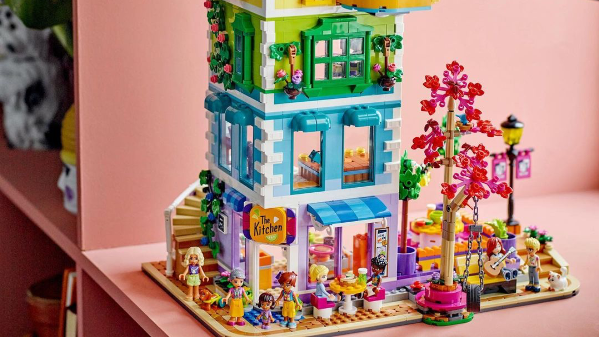 New LEGO Friends sets take the theme to new heights