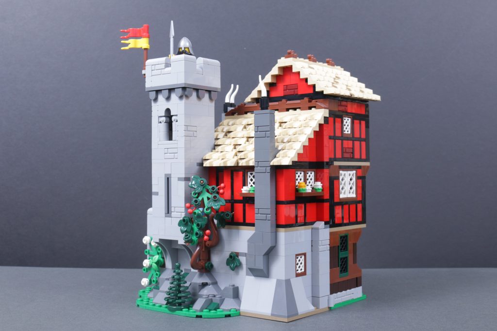 LEGO Icons 10332 Medieval Town Square recolour 27 1024x683