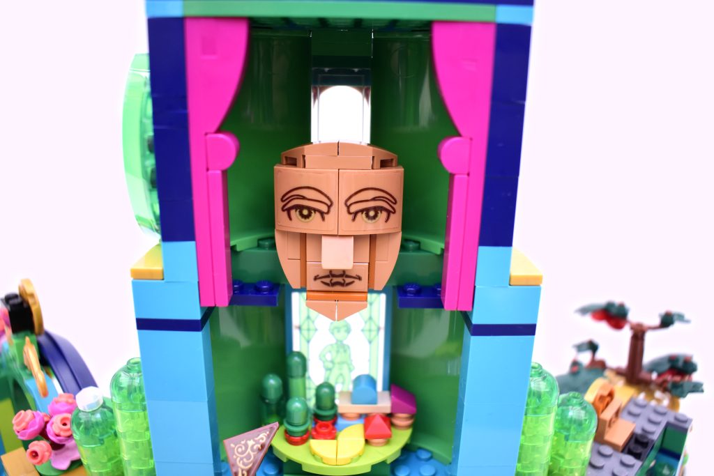 LEGO Wicked 75684 Welcome to Emerald City review 03 1024x683