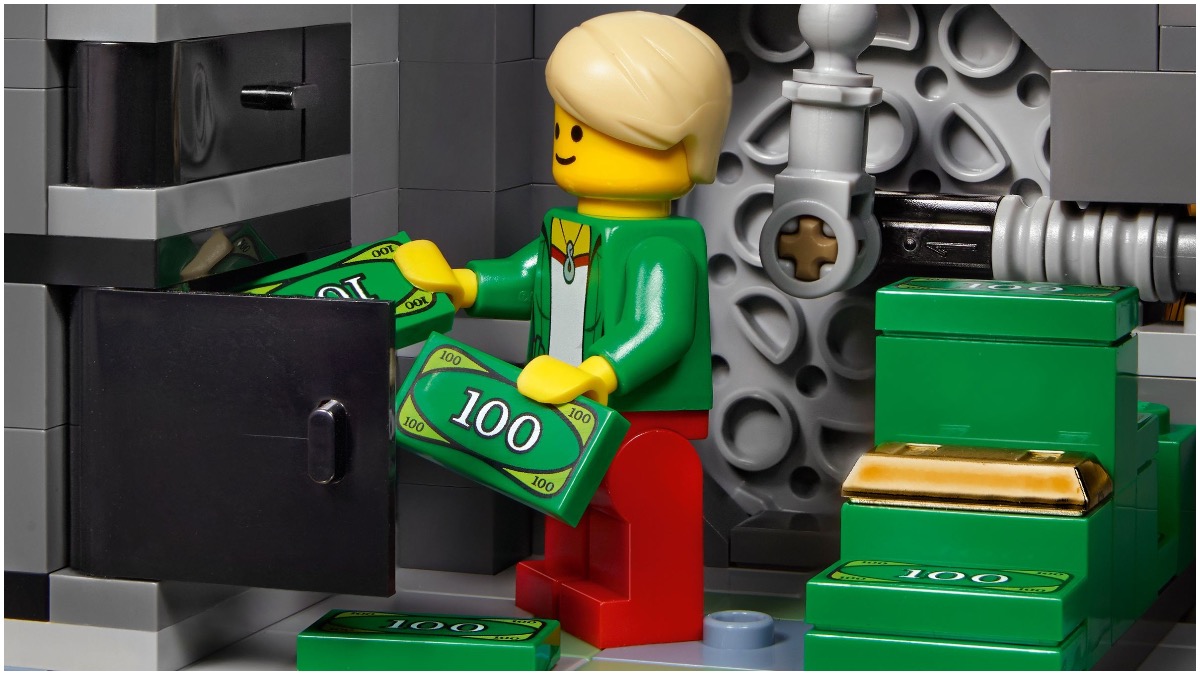 Are LEGO's gift with purchase thresholds breaking the bank?
