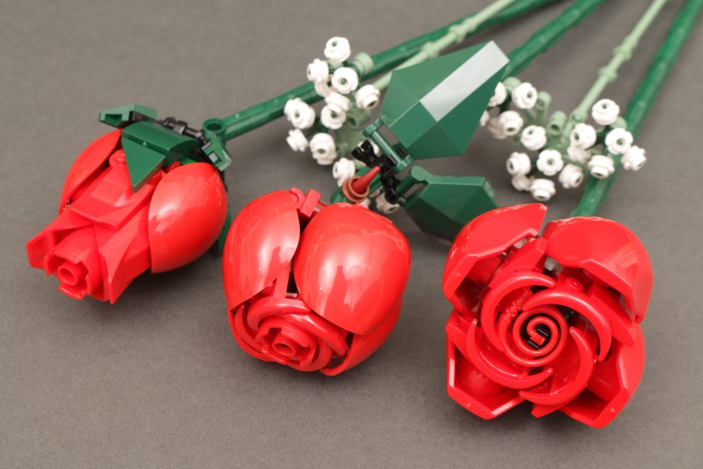 LEGO Botanical Collection 10328 Bouquet of Roses review 8 1024x683