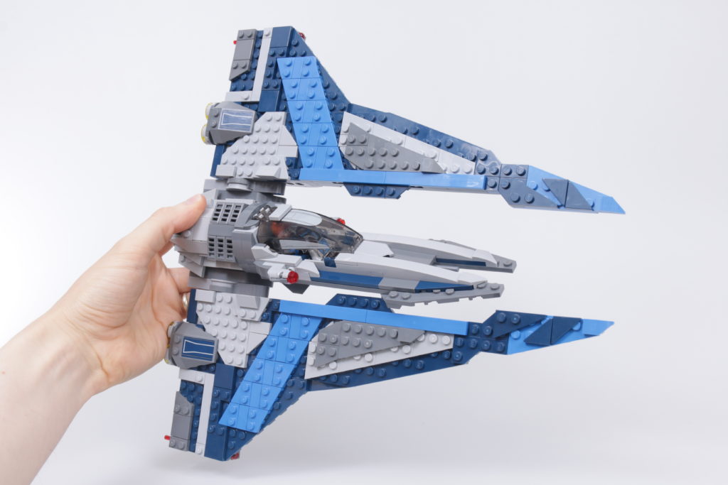 LEGO Star Wars 75316 Mandalorian Starfighter review 15