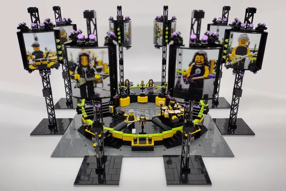 LEGO Ideas Metallica M72 World Tour
