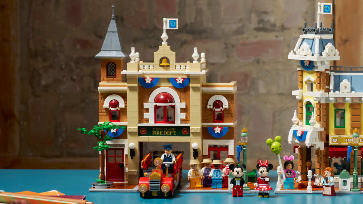 LEGO Disney 43303 Main Street, U.S.A.